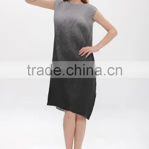 Women Wrinkle Graduated Color Irregular Hem Fashionable Dress thumbnail-6