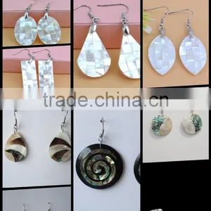 Mix Natural Abalone Shell Hoop Earrings Coconut Mosaic Earrings Round Hollow Paua Shell Earrings thumbnail-1
