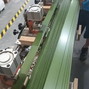 Green Color 50mm Slats Basswood Venetian Blinds Manual Control System thumbnail-5
