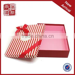 Manufacturer Custom Lid and Packaging Paper Jewellry Box thumbnail-4