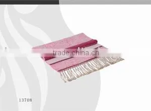 100% Silk Jacquard Shawl thumbnail-1