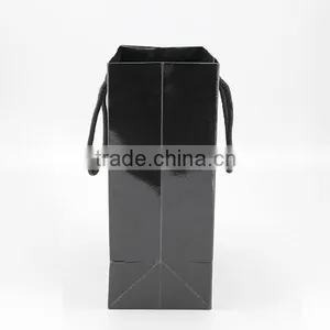 Coated Paper Printed Luxury Black With Logo Paper Bag thumbnail-4