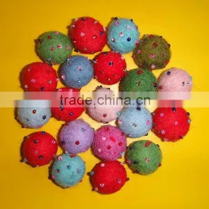 Felt Ball With Glass Beads Decorations thumbnail-1