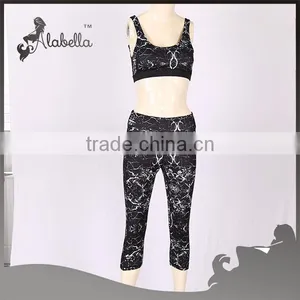 Stock Garments for Yoga Sets Sports Bra and Capri Leggings With Digital Printing thumbnail-1