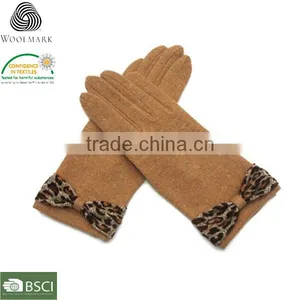 Hand Gloves Daily, Solid Fleece Fashion Glove thumbnail-2