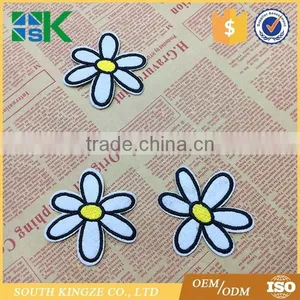 Wholesale Price Small Flowers Iron On Embroidered Patch Applique thumbnail-1