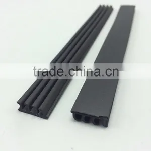 Anti-ozone Rubber Industrial Door Trim Seal thumbnail-3
