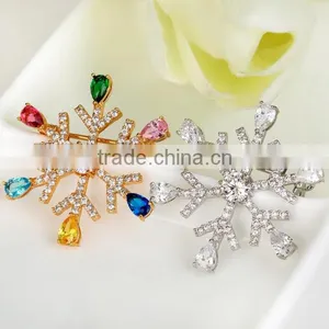 Platinum Plated Designer SnowFlake Brooch With AAA+ Cubic Zircon Micro Pave Setting for Women and Men thumbnail-2