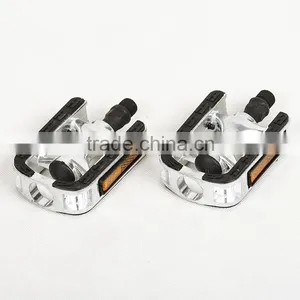 KIDS PEDAL BIKE WITH TRAINING WHEELS thumbnail-2