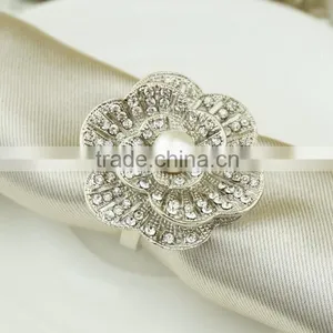 WHOLESALE Pearl Metal Alloy Flower Shape Napkin Ring/Wrap, Weddings Party Home Decoration, Table Decoration thumbnail-2