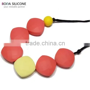 Silicone Chew Necklacefor Teething Silicone Necklace thumbnail-4