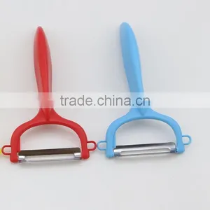 14cm Stainless Steel Blade Plastic Handle Fruit Peeler thumbnail-1