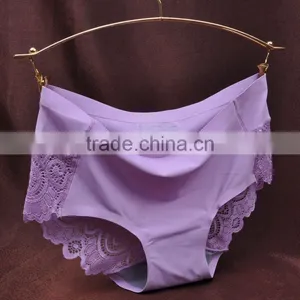 Old Fashion Sexy Bra and New Design Women Panties thumbnail-2