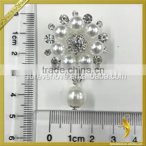 Vintage Pearl and Crystal Shoe Brooches Rhinestone Wedding Brooch for Sale FB-082 thumbnail-3