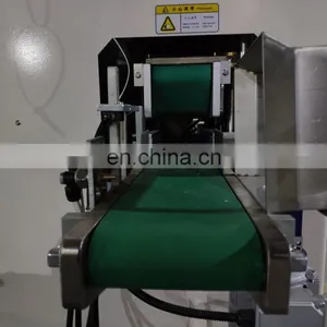 High Speed Manufacture V Fold Facial Tissue Paper Cutting Machine for Sale thumbnail-2