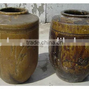 Chinese Antique Porcelain Vase thumbnail-1