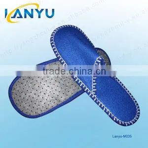 Anti-slip Felt Slippers With Dots Outsole thumbnail-1