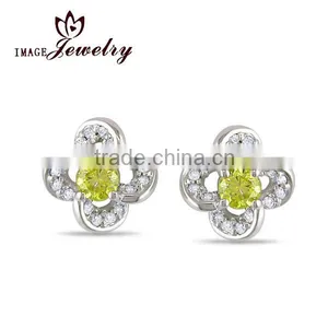 925 Sterling Silver Beautiful Designed Earrings Diamond Flower Shaped Earrings thumbnail-1