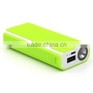 2015 Fashion 5000 Mah Power Bank With Led Light thumbnail-5