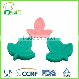 Winnie the Pooh Non-stickSilicone Fondant Mould Sugarcraft Decorating Tools thumbnail-3