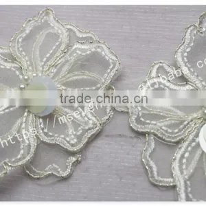 Beautiful Design 8.5cm Width Organza Flowers Beaded Lace in White thumbnail-2