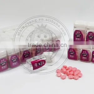 Strawberry Fruit Flavor Pressed Tabletting Candy in Sour Flavor Bottle Packed thumbnail-3