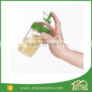 Salad Dressing Shaker Bottle thumbnail-1