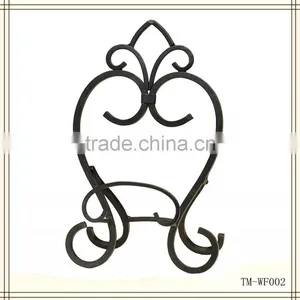 Wrought Iron Black Easel Stand thumbnail-1