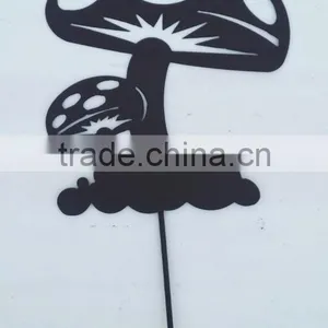Garden Stake With Mushroom Decoration thumbnail-5
