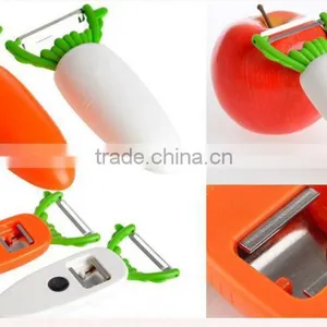 Carrots Shape With Opener Fuction Peeler thumbnail-4