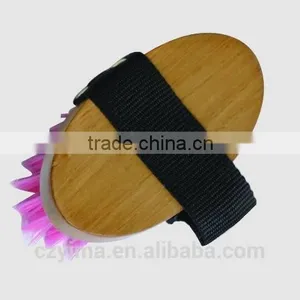 Small Wooden Horse Body Brush With Non-slip Strap for Horse Grooming thumbnail-1