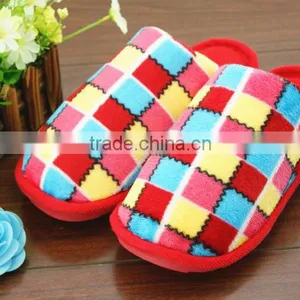 Comfortable Women Stylish Home Winter Slipper Warm Old Fashion Slippers thumbnail-4