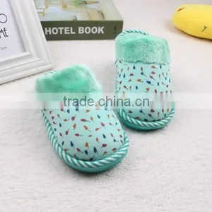 Good Quality Comfortable Family Kids Cotton Slippers Warm Indoor and Outdoor Slippers thumbnail-3