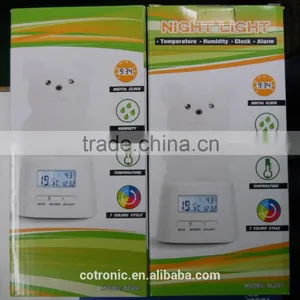 USB LED Night Light With Thermometer and Hygrometer thumbnail-6