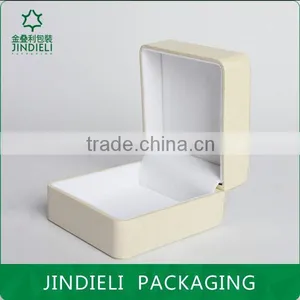 Gray Paper Packaging Jewelry Storage Box thumbnail-1