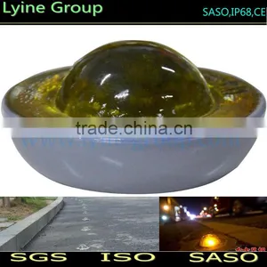 New Road Reflectors Cat Eyes Glass Model thumbnail-3