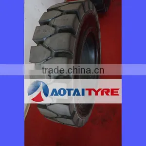 Forklift Solid Tire 5.00-8 / 700-12 thumbnail-1