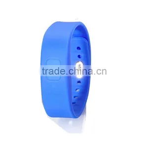 Anti Theft Bluetooth Wristband Vibrating When Coming the Call thumbnail-1