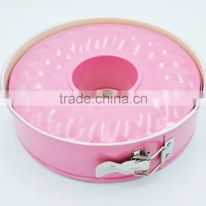Non-stick Bundform Springform Cake Pan With Two Bottoms thumbnail-2