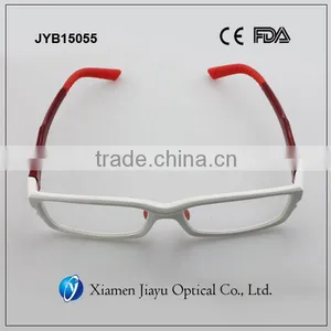 High Quality Fashion Branded Spectacle Frames With a Unique Style thumbnail-3