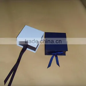 Decorative Rigid Cardboard Jewellery Packaging Box With Satin Ribbon Small Luxury Gift Jewellery Box With Lid thumbnail-5