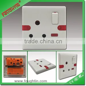 15A Africa Socket With 1gang Switch and Indicator Light Electric Wall Switch thumbnail-1