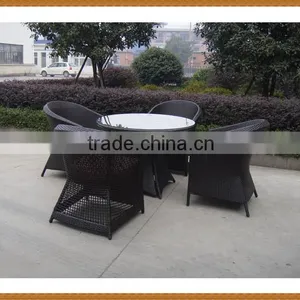 5PCS Round Table Rattan Dining Set thumbnail-2