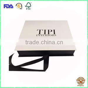 Foldable Magnetic Closure Cardboard Box With Ribbon thumbnail-1