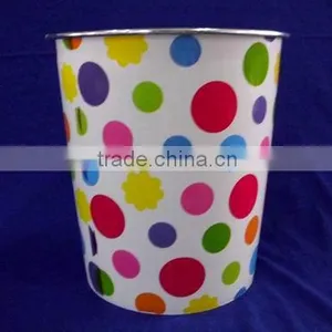 Round Plastic Waste Baskets thumbnail-1