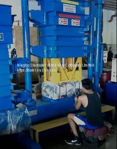 SINOBALER Swivel Twin Lifting Chamber Baler thumbnail-1