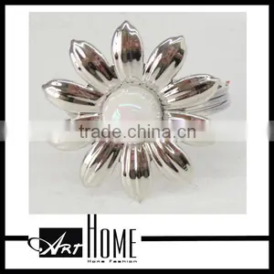 Manufacturer Wholesale All Kinds of Rhinestone Napkin Ring thumbnail-1