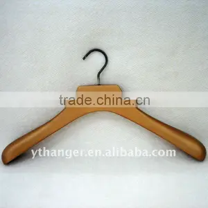 WD41 Men Wood Coat Hanger thumbnail-1