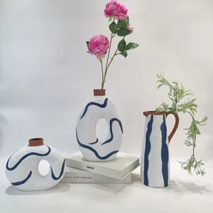 Terracotta Vase thumbnail-1