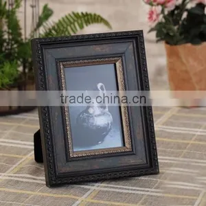 American Vintage Style European Solid Photo Frame, Antique Effect Pine Wood Photo Frame for House Decoration thumbnail-1